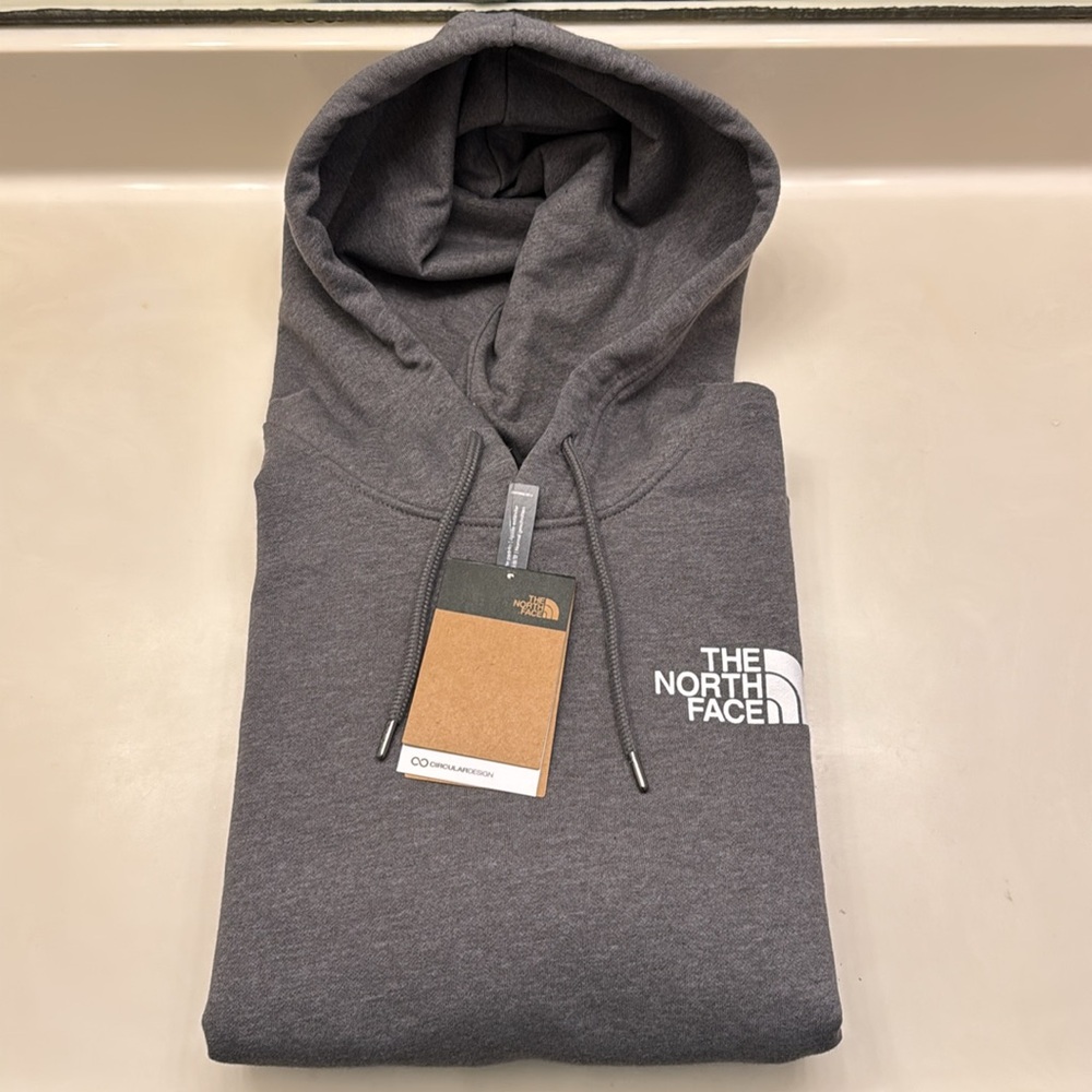 The North Face Men’s Hoodie Pullover - Picture 4 of 9